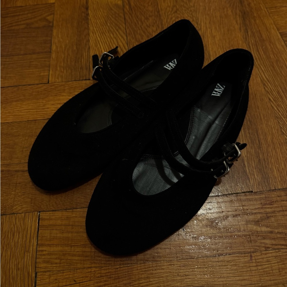 ZARA ballet flats